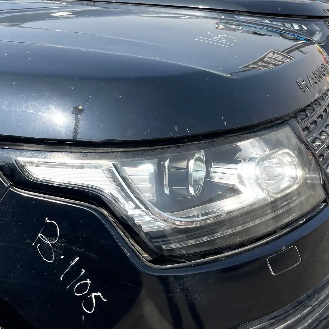 Headlight (RH) - 2016 Land Rover RANGE ROVER VOGUE