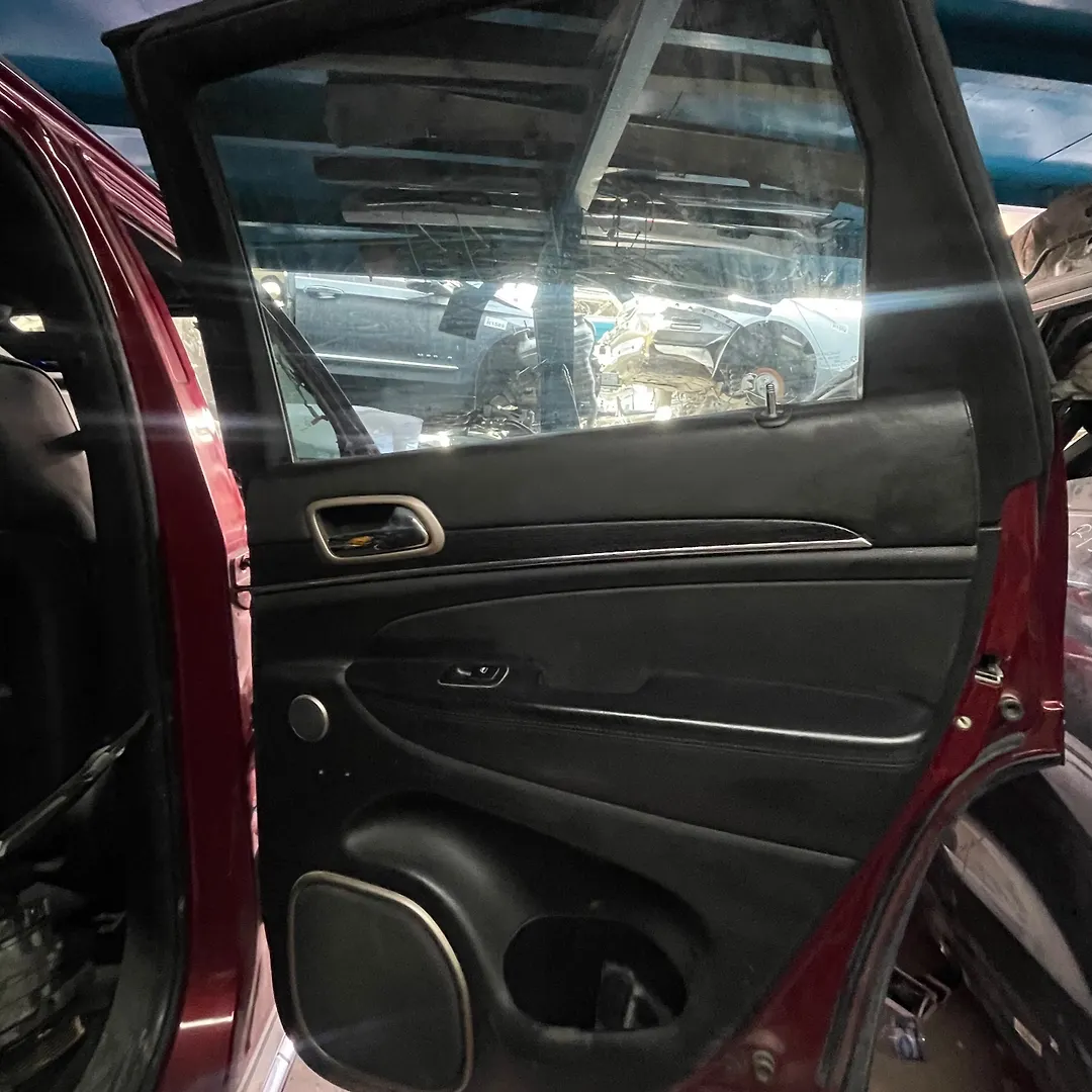 Door (RHB) - 2014 Jeep GRAND CHEROKEE