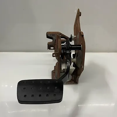 Pedal brake/clutch - 2018 Cadillac XT5 Luxury