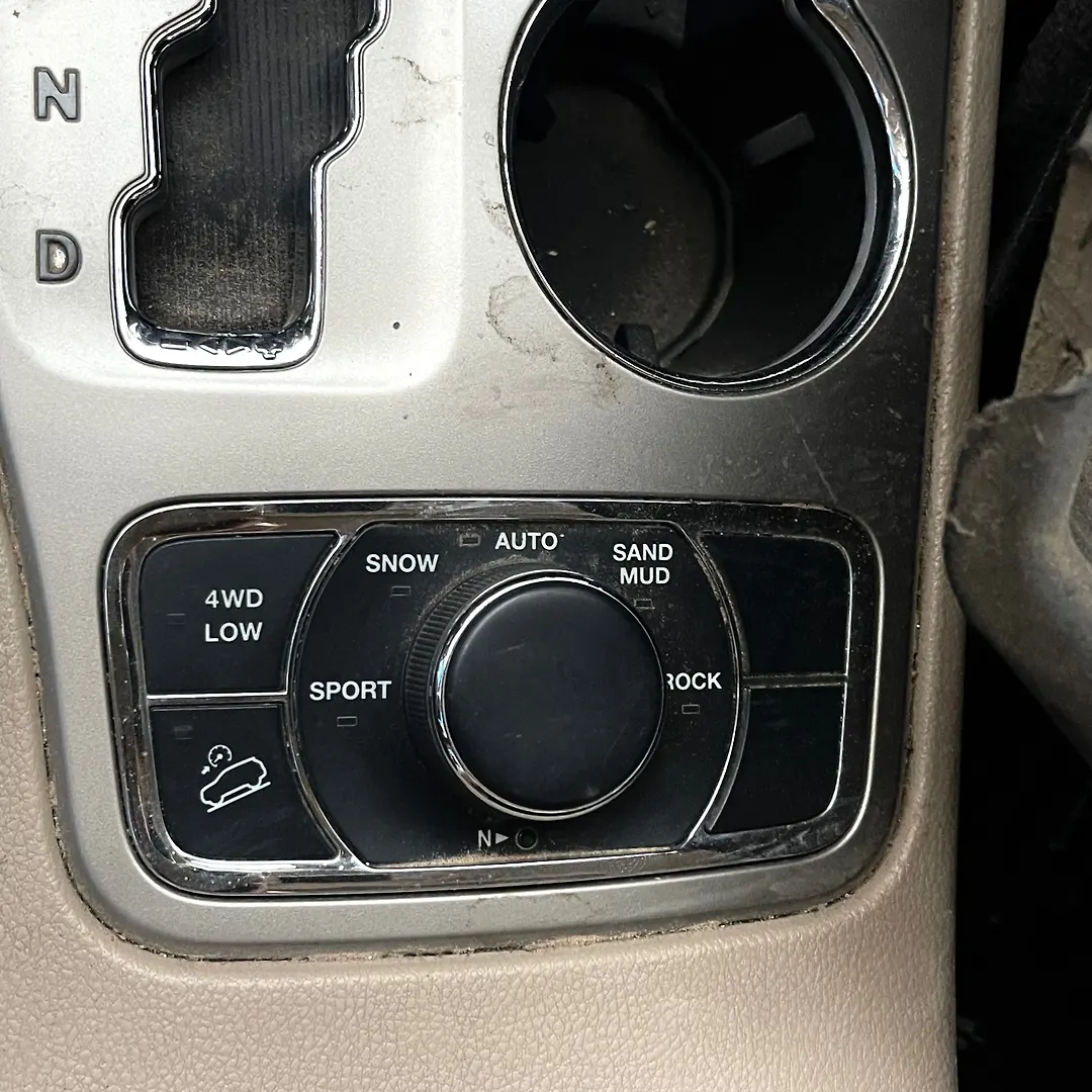 Gear Shift Knob(Automatic) - 2013 Jeep GRAND CHEROOKE