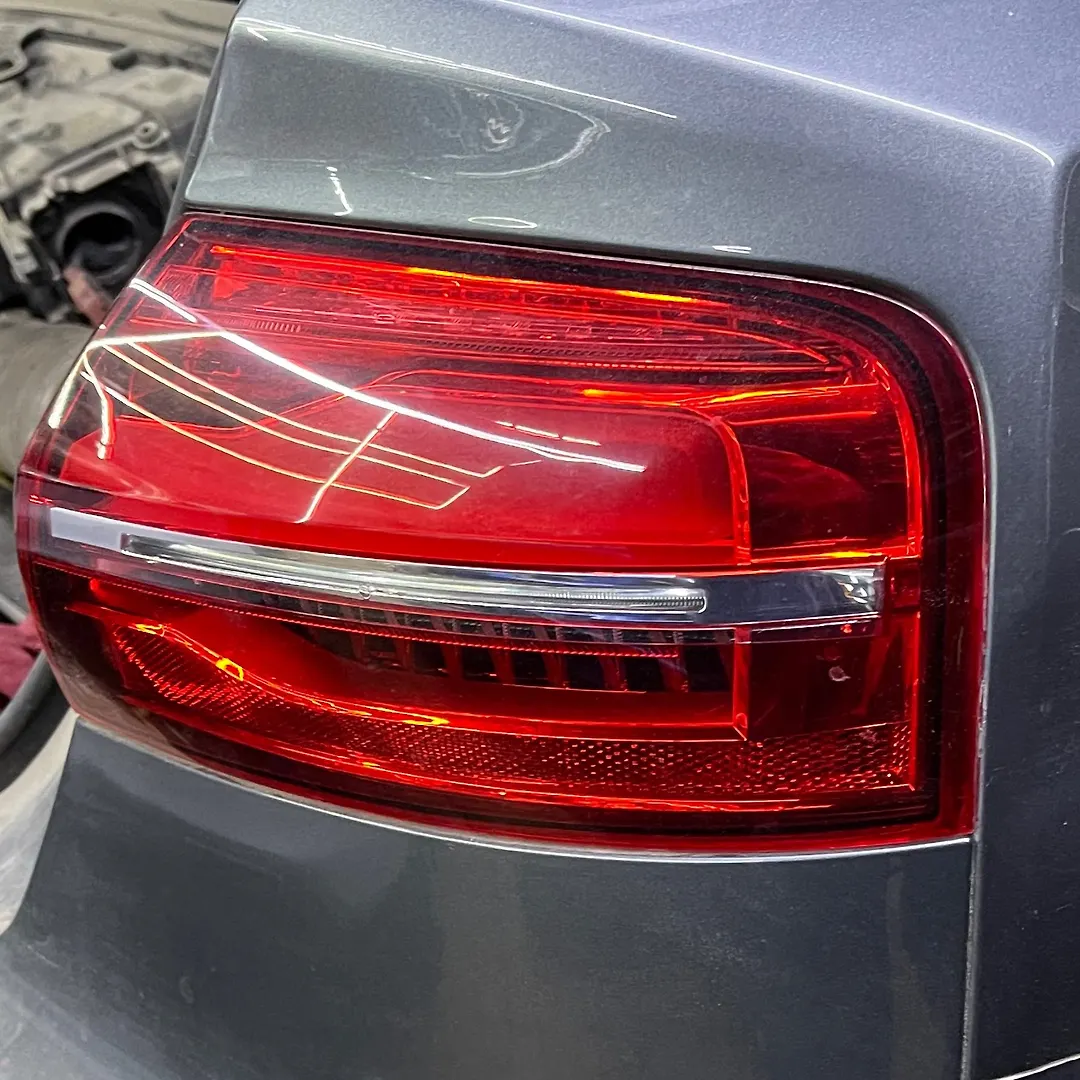 Tail Light (RH) - 2016 Audi A8