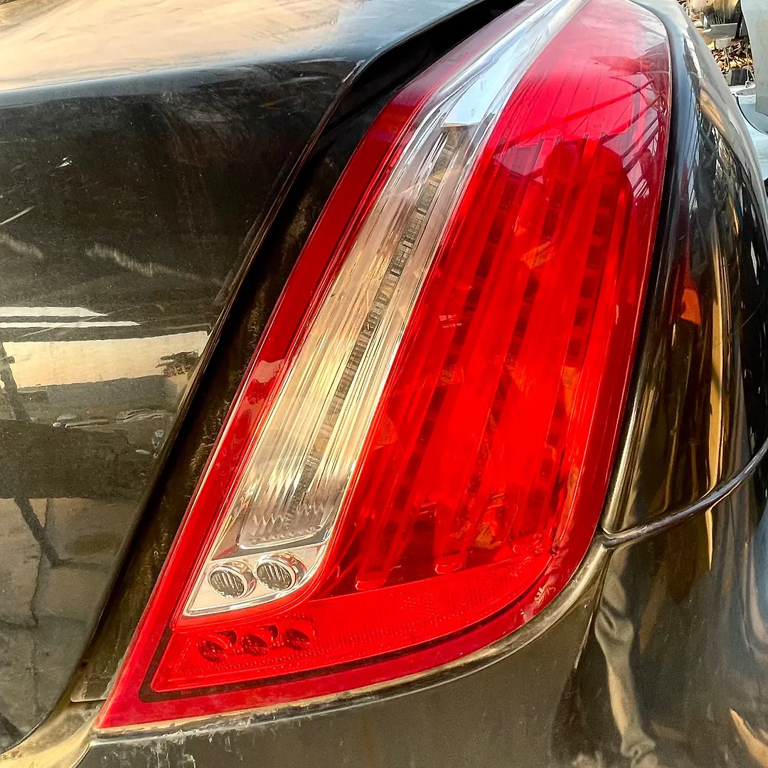 Tail Light (RH) - 2011 Jaguar XJL