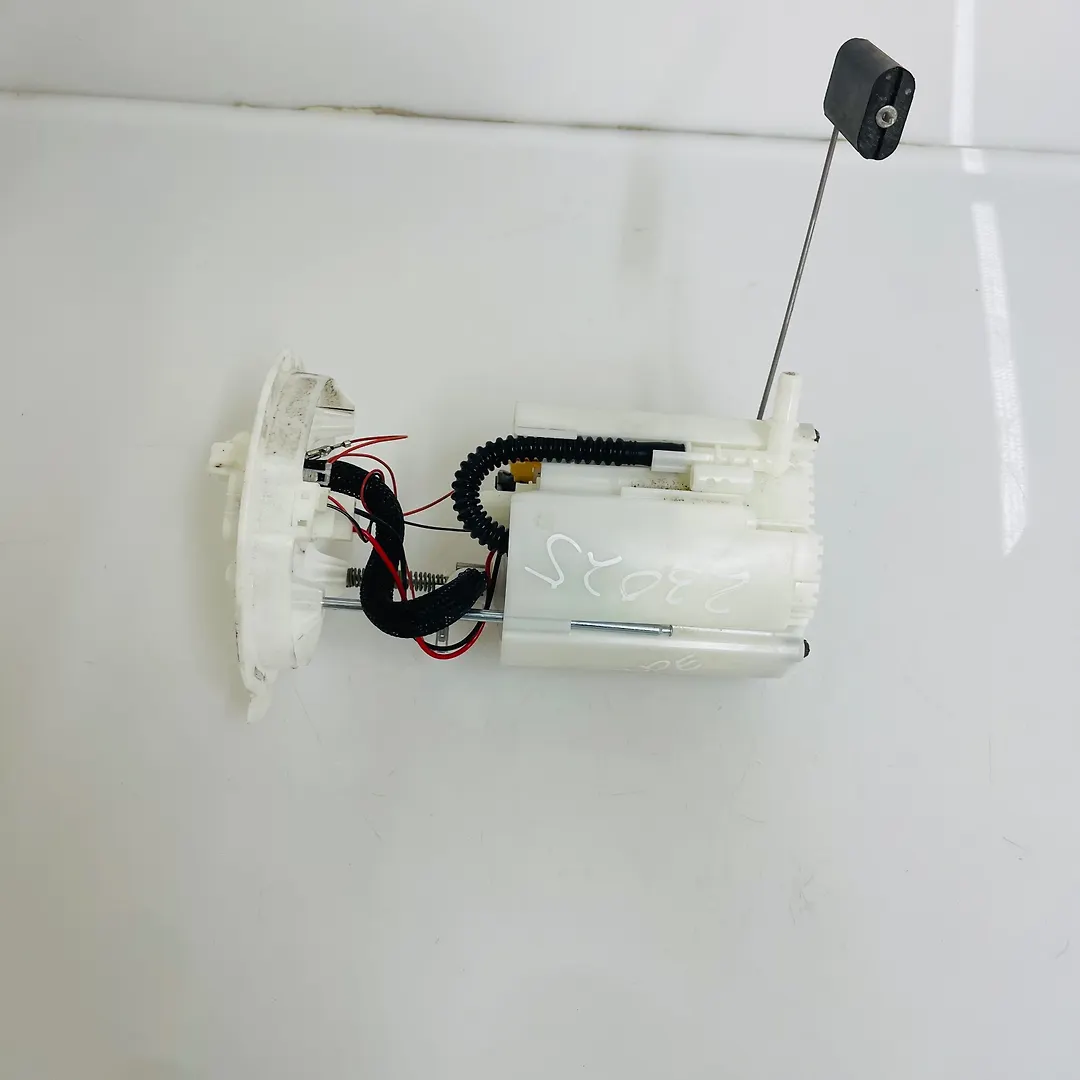 Fuel pump - 2017 Ford Escape SE