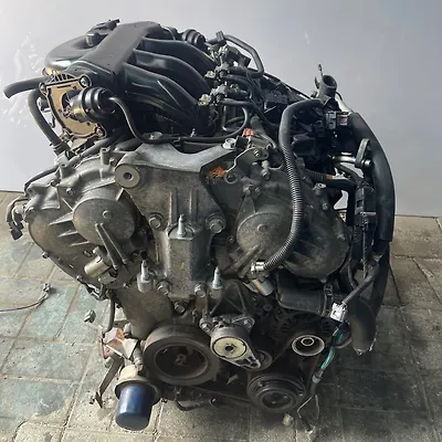 Engine  - 2013 Nissan Pathfinder 3.5i