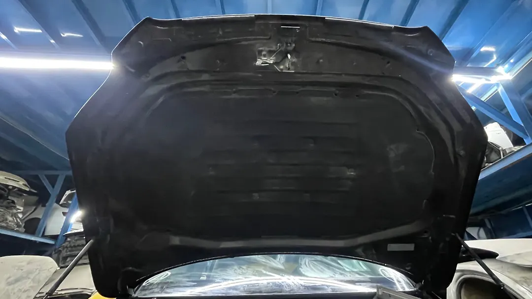 Hood/Bonnet - 2014 Audi Q7