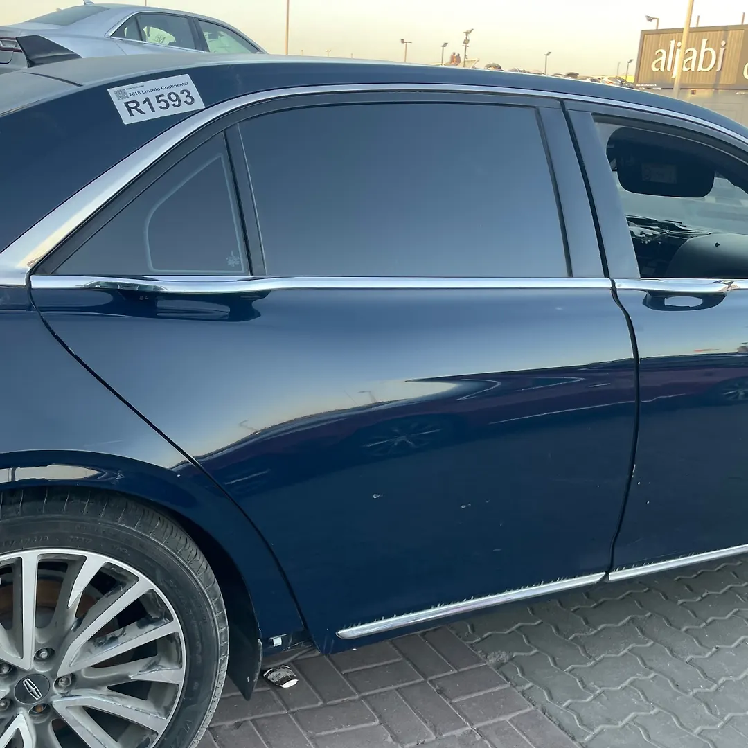 Door (RHB) - 2018 Lincoln Continental