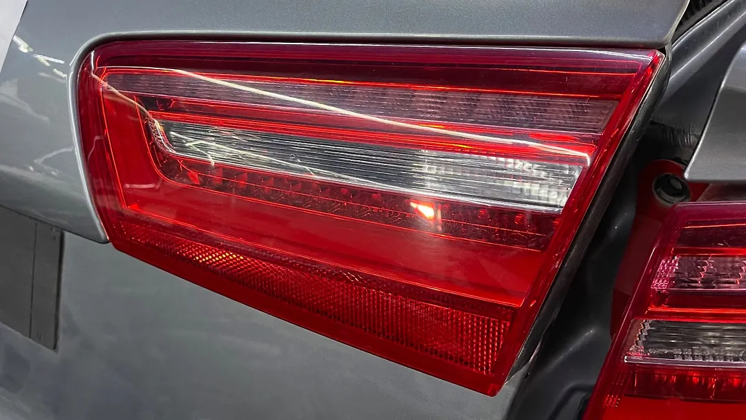 Trunk Light (RH) - 2012 Audi A6
