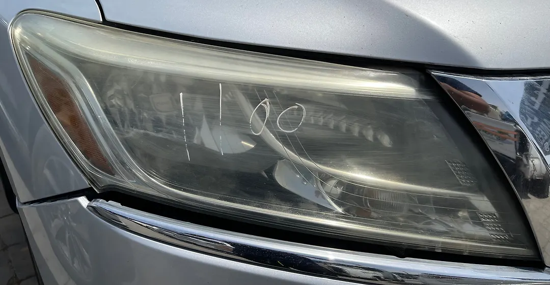 Headlight (RH) - 2014 Nissan Pathfinder SE 3.5i