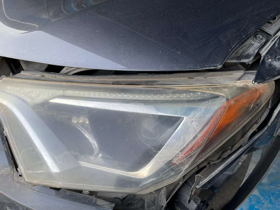 Headlight (LH) - 2018 Toyota RAV4 2.5