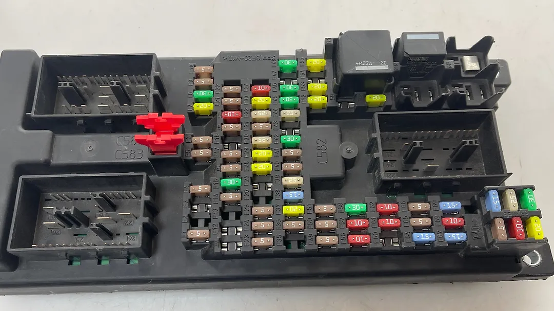 Body Control Module/BCM - 2013 Jaguar XJ