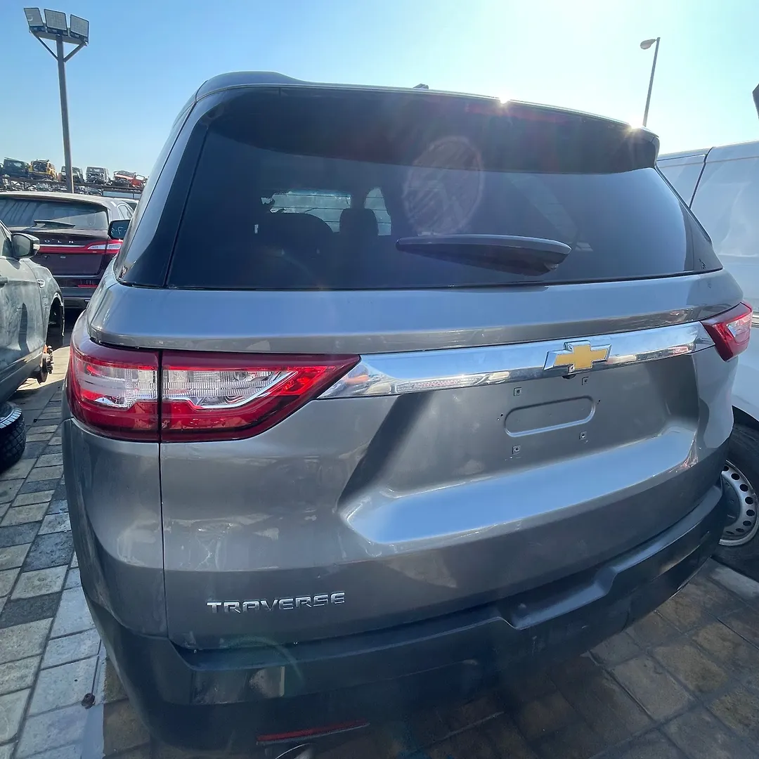 Trunk/hatch/tailgate - 2019 Chevrolet Traverse LS