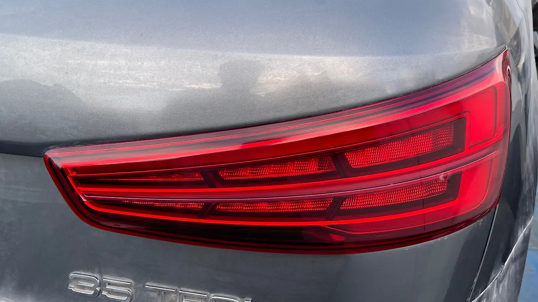 Tail Light (RH) - 2017 Audi Q3