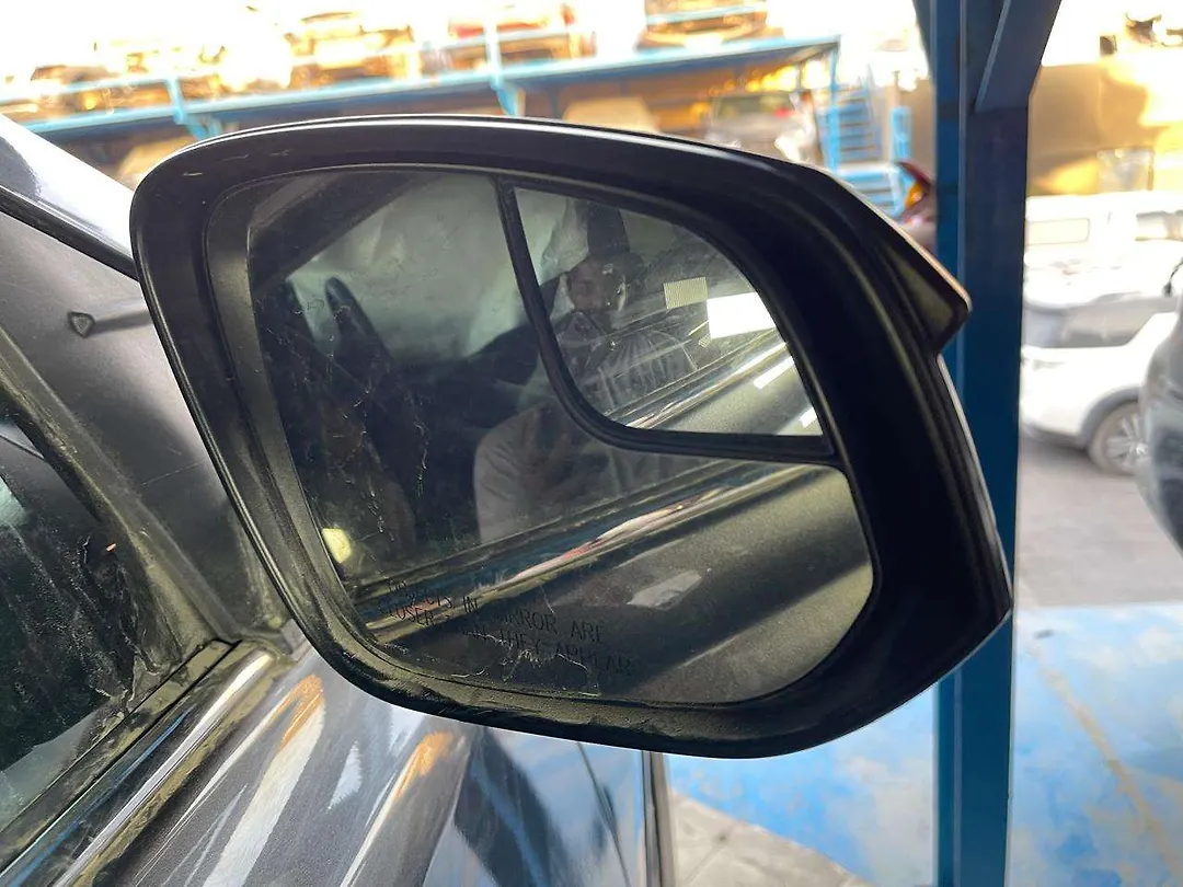 Side Mirror (RH) - 2018 Toyota RAV4 2.5