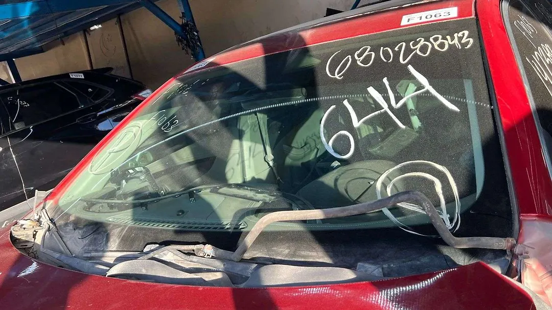 Windshield glass - 2015 Chevrolet Impala