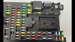 Fuse box - 2012 Jaguar XJ