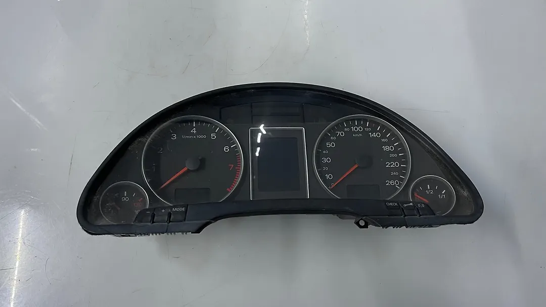 Speedometer - 2006 Audi A4