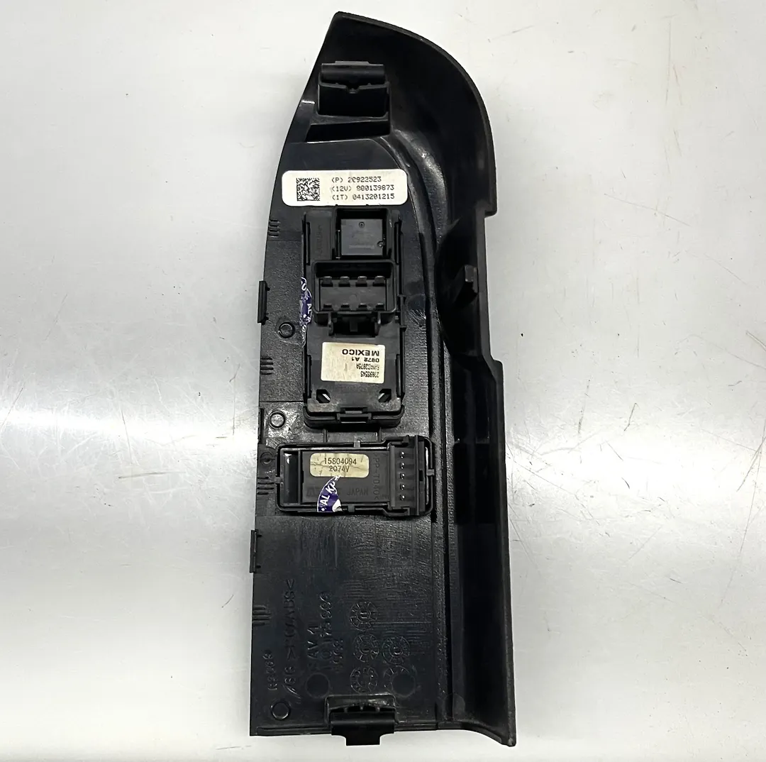 power window switch (RHF) - 2018 Chevrolet SILVERADO