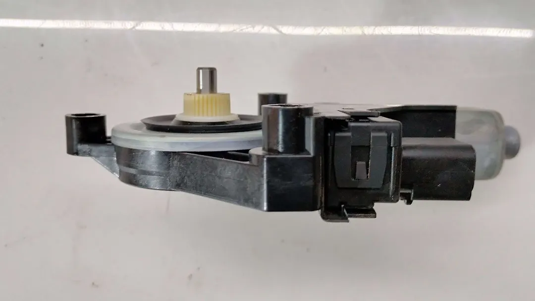 Door Motor (RHF) - 2018 Jeep GRAND CHEROKEE