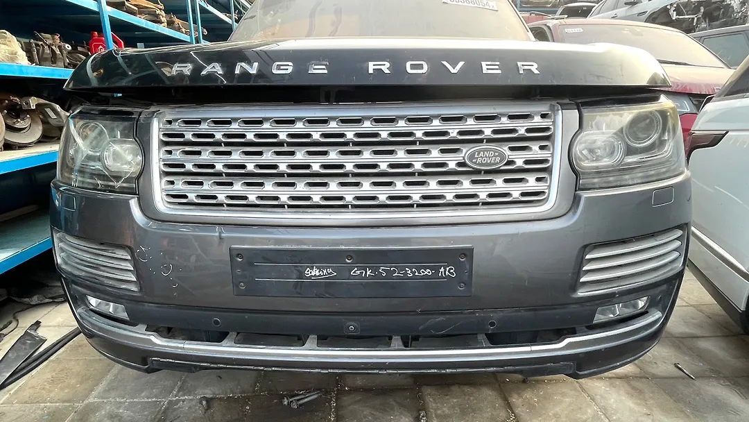 Front Bumper - 2017 Land Rover RANGE ROVER VOGUE