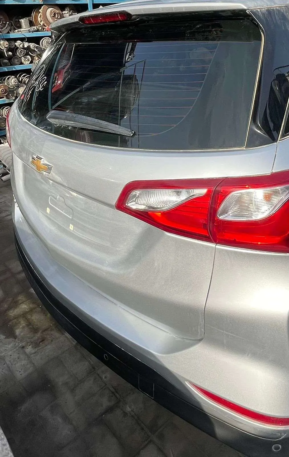Trunk/hatch/tailgate - 2018 Chevrolet Equinox