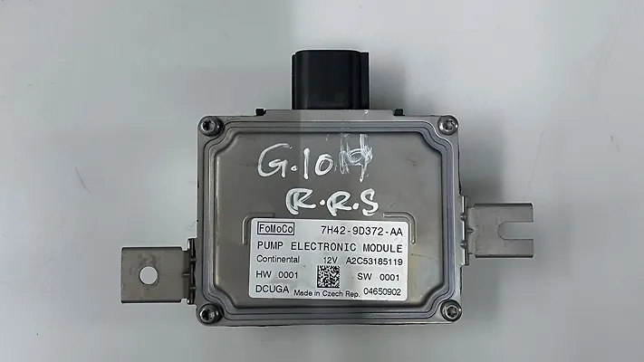 Fuel Pump Control Module  - 2011 Land Rover RANGE ROVER
