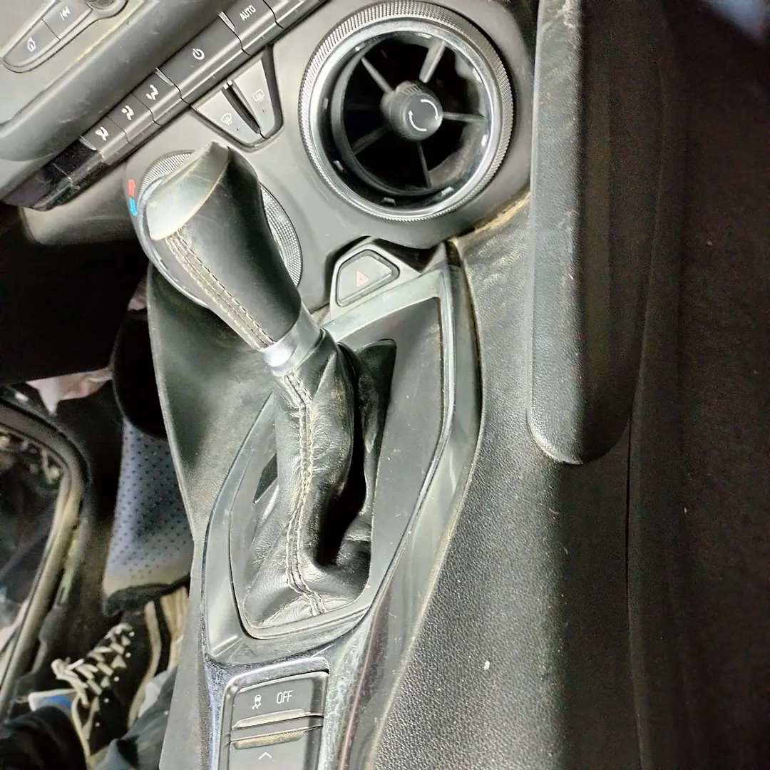 Transmission shift - 2021 Chevrolet Camaro 1LS/1LT