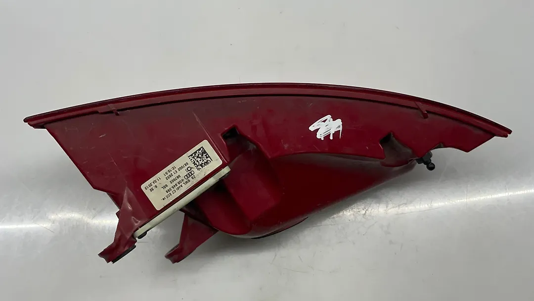 Tail Light (RH) - 2014 Audi A7