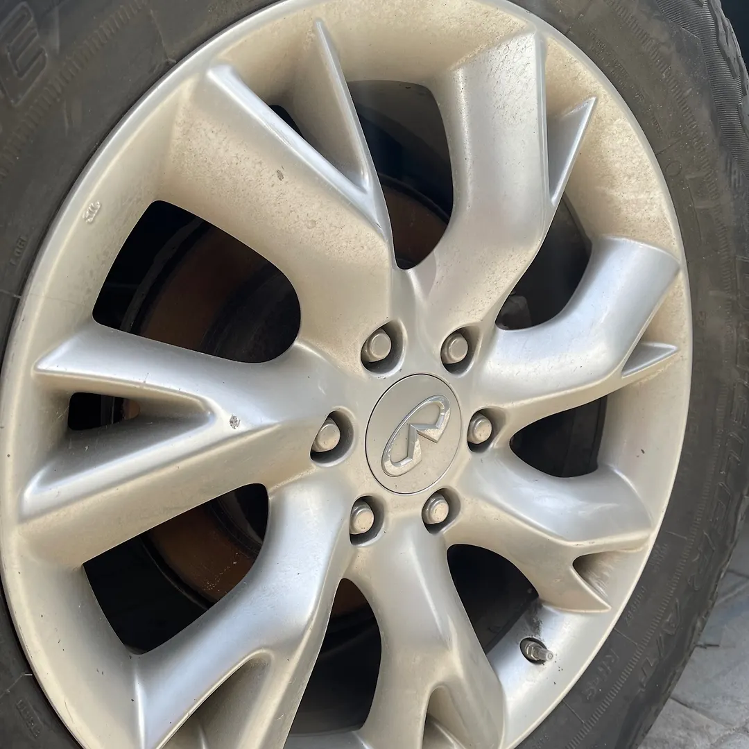 Rim - 2013 Infiniti QX56