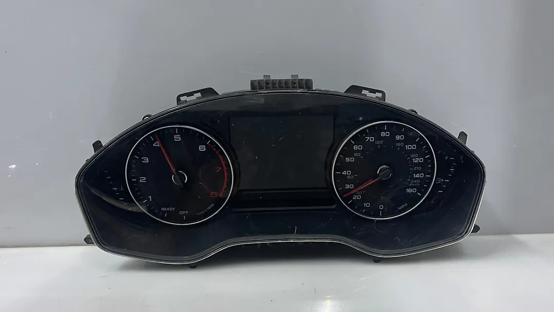 Speedometer - 2017 Audi A4