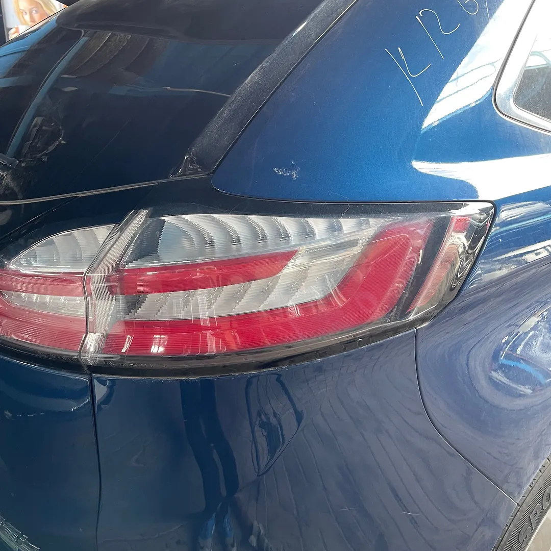 Tail Light (RH) - 2020 Ford Edge SEL