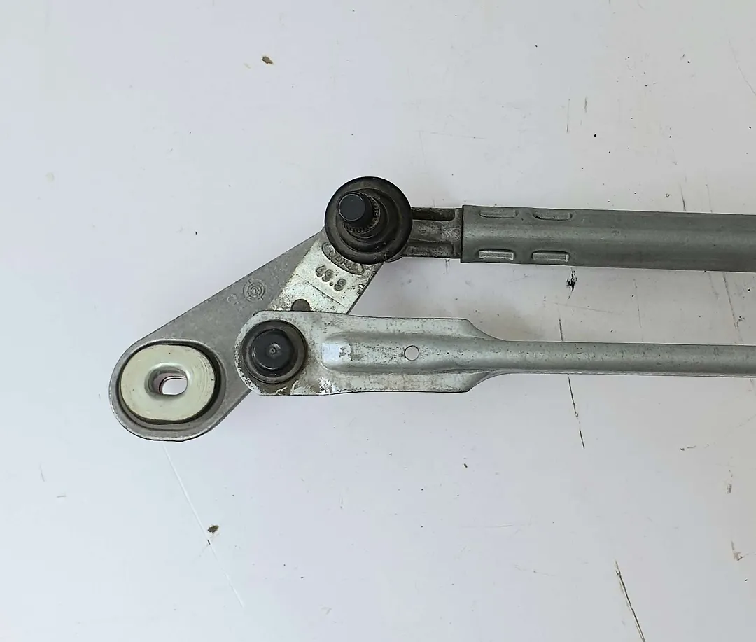 Windshield wiper motor - 2021 Ford Bronco Sport BIG BEND