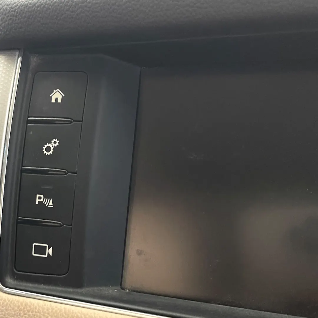 Info-gps-tv screen - 2017 Jaguar XF