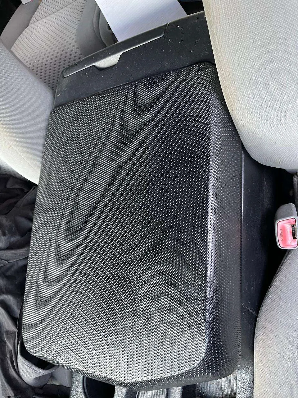 Armrest - Toyota Tundra