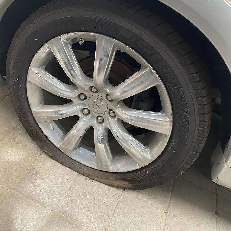 Rim - 2012 Infiniti QX56