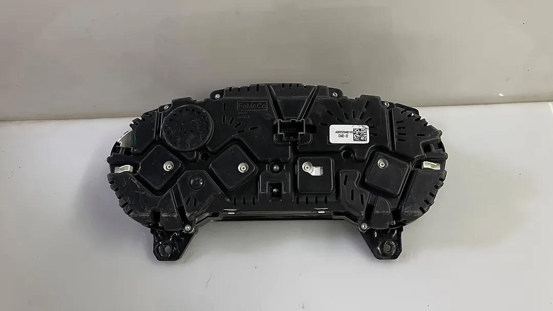 Speedometer - 2020 Ford Escape SE