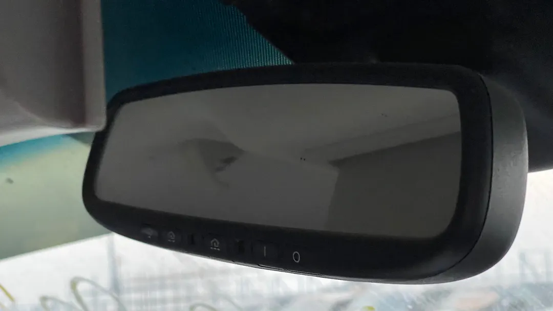 Rear view mirror - 2013 Infiniti QX56