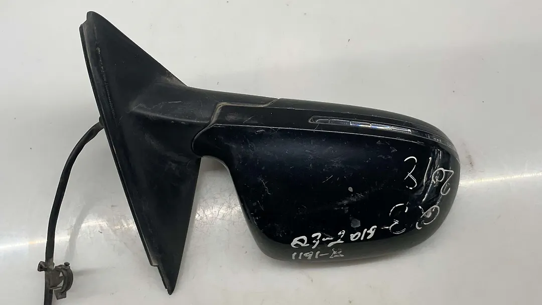 Side Mirror (RH) - 2018 Audi Q3