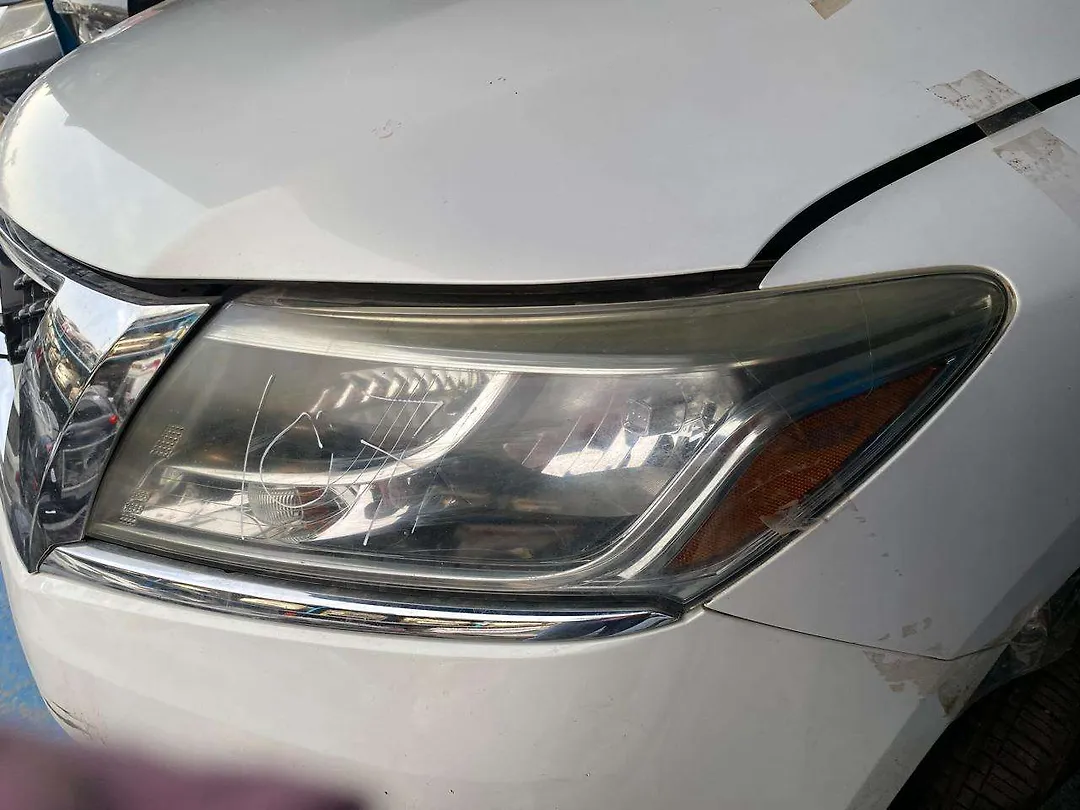 Headlight (LH) - 2014 Nissan Pathfinder