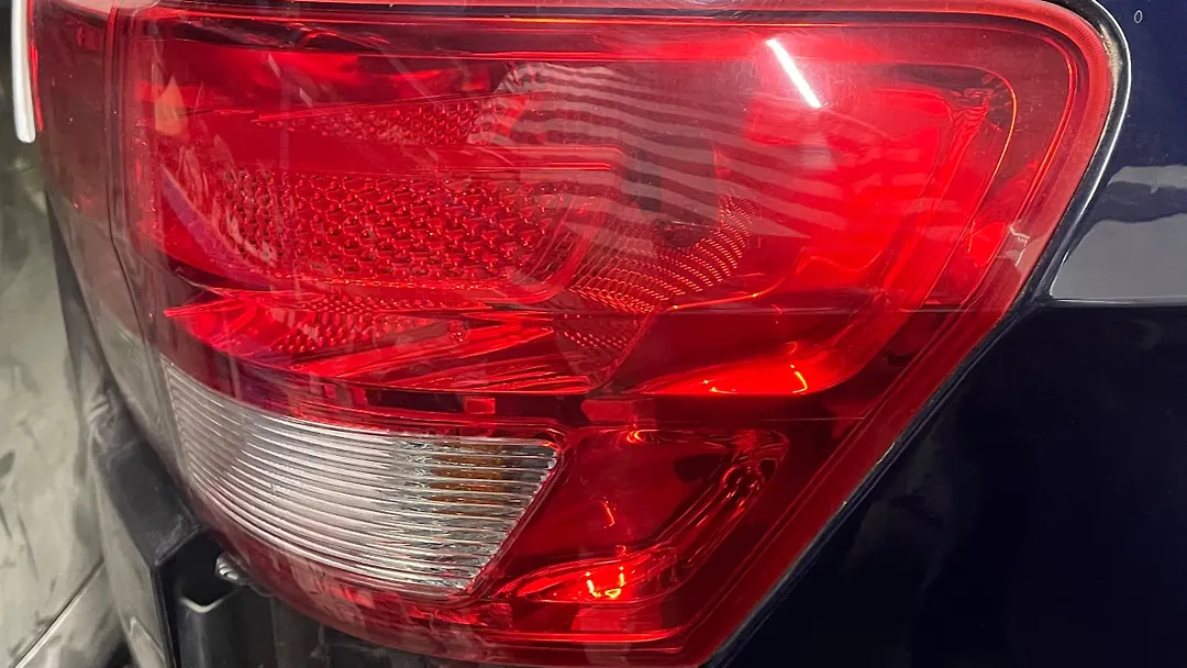 Tail Light (RH) - 2012 Jeep GRAND CHEROKEE