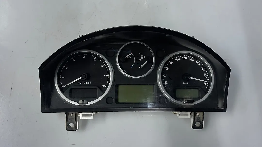 Speedometer - 2009 Land Rover LR3