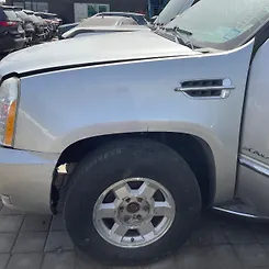 Fender (LHF) - 2011 Cadillac Escalade Luxury