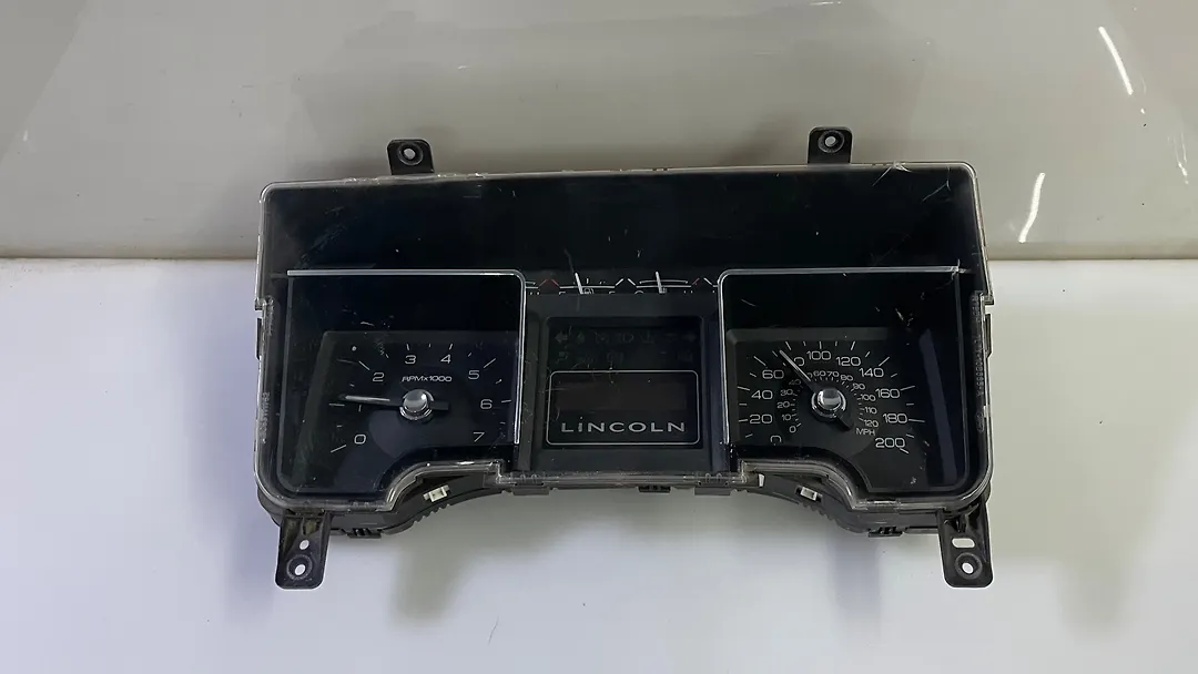 Speedometer - 2013 Lincoln Navigator