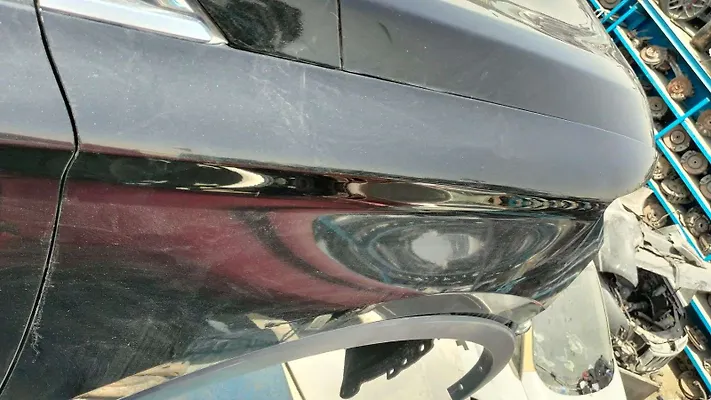 Fender (RHF) - 2014 Lincoln MKC