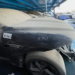 Fender (RHF) - 2017 Jaguar F-Pace