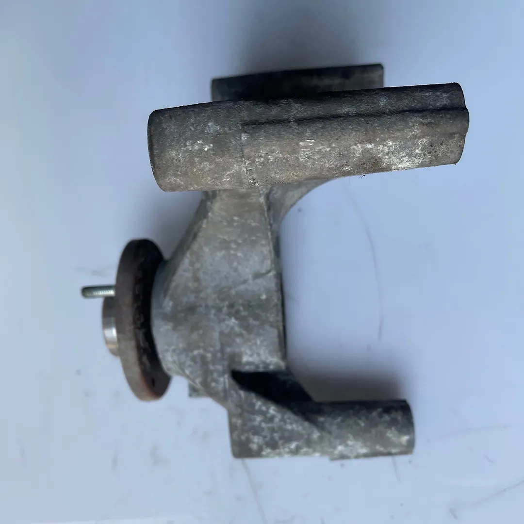 Clutch bracket - 2012 Infiniti QX56