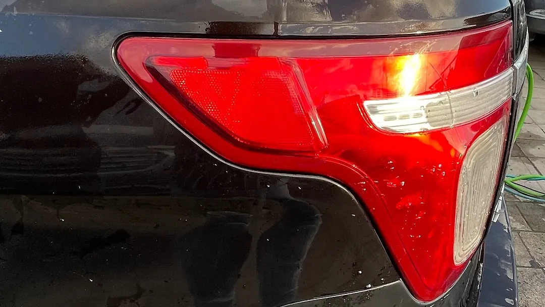 Tail Light (LH) - 2014 Ford Explorer XLT