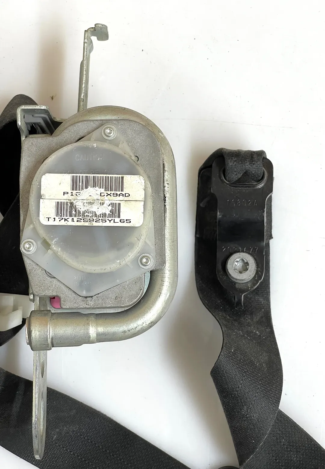 Seat belt front - 2013 Dodge Durango Crew