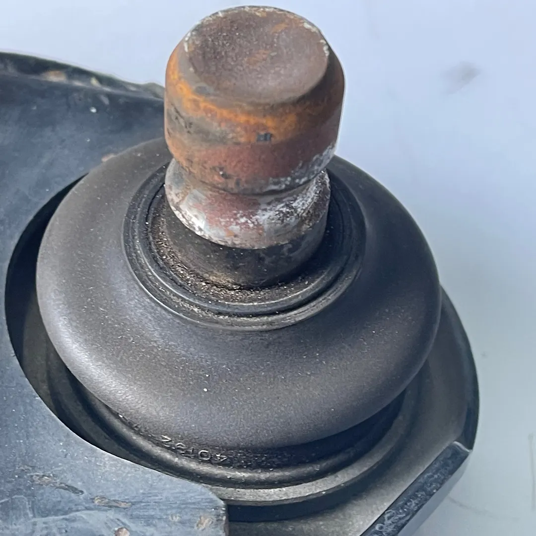 Upper arm (LH) - 2014 Infiniti QX80 SUV