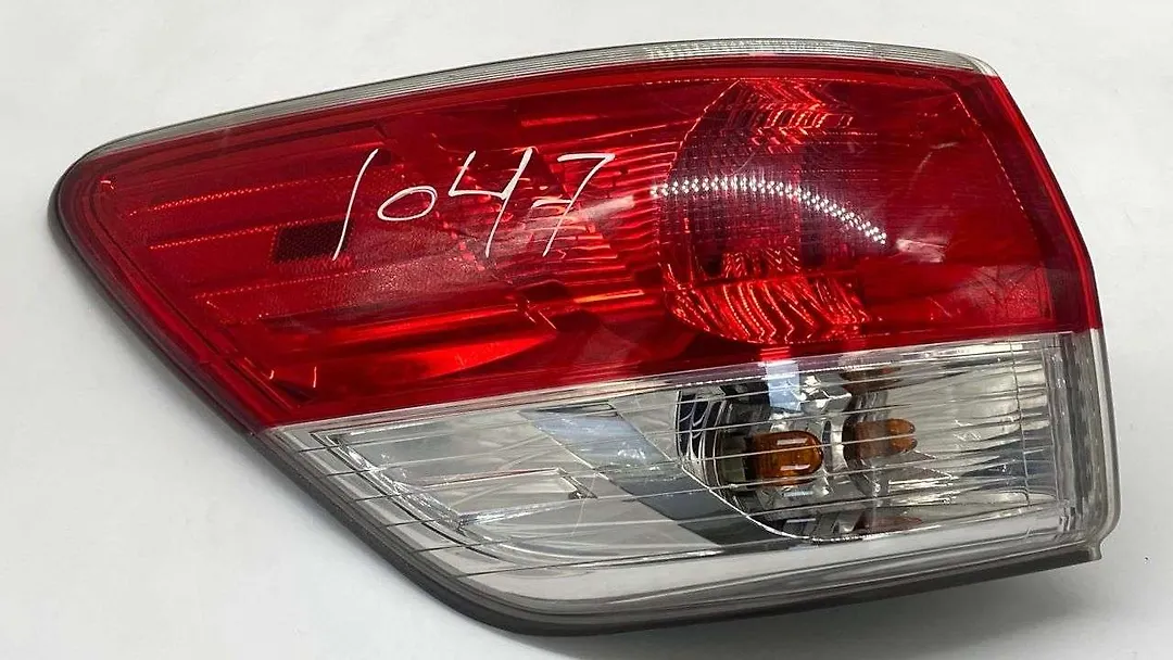 Tail Light (LH) - 2014 Nissan Pathfinder