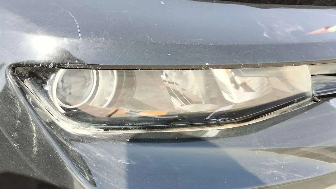 Headlight (RH) - 2016 Chevrolet Camaro